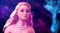 Скриншот 1: Барби: Жемчужная Принцесса / Barbie: The Pearl Princess (2014)